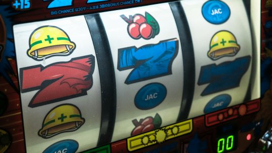 Proiectul care vizează scoaterea jocurilor de noroc din localitățile mici, adoptat