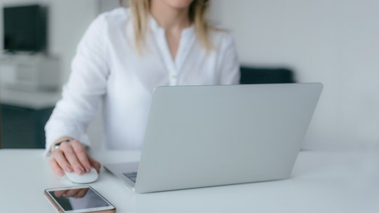 Studiu: Doar 34% dintre români sunt fericiți la locul de muncă