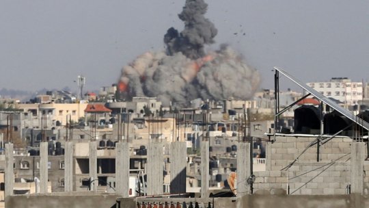FÂȘIA GAZA: Armata israeliană lovește ținte ale islamiștilor Hamas din orașul Rafah