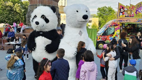 BRAȘOV: „Familyada”, festivalul dedicat familiilor, are loc în acest weekend