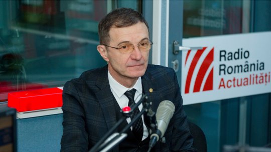 Președintele Academiei Române, la RRA: Sunt foarte puțini oameni de stat printre oamenii politici români