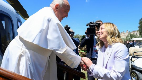 Premieră: Papa Francisc participă la summitul G7 din Italia