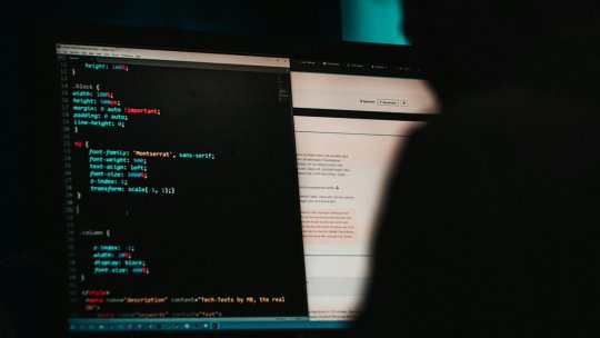 Cum se pot feri românii de hackeri atunci când își planifică o vacanță. Expert: „O ofertă prea bună probabil e înșelătorie”