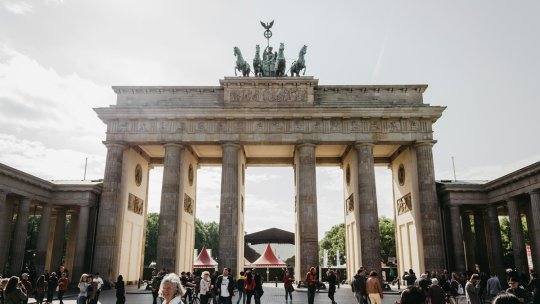 Germania: O nouă schemă de vize pentru cetățenii din afara UE care își caută un loc de muncă