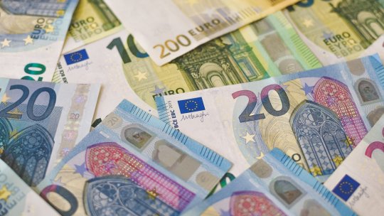 Comisia Europeană: Condițiile neîndeplinite de România pentru trecerea la euro