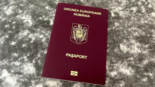 Legea privind noi condiţii de eliberare a paşaportului simplu temporar, promulgată de președintele Klaus Iohannis
