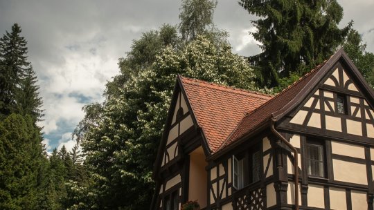 Prioritate la restituirea imobilelor luate de comuniști, acordată prin lege supraviețuitorilor Holocaustului