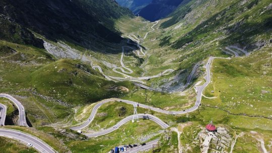 Restricții temporare de circulație pe unele porțiuni din Transfăgărășan, miercuri și joi