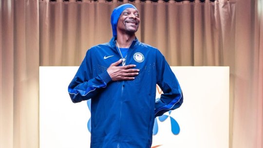 JO 2024: Rapperul american Snoop Dogg va purta torţa olimpică