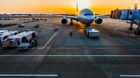 Japonia: 36 de zboruri anulate și 201 întârziate după ce o foarfecă a dispărut dintr-un magazin din aeroport