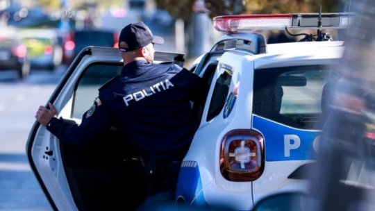 BUCUREŞTI: Un bărbat de 50 de ani, înjunghiat într-o staţie de tramvai