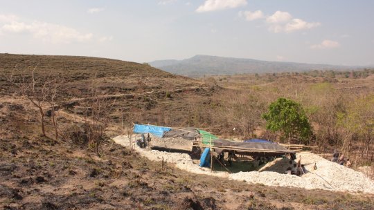 Descoperire arheologică. Hobbiții din „Stăpânul inelelor” au „trăit” în realitate în urmă cu 700.000 de ani