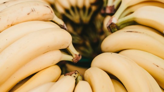 Vinul din banane, o nouă afacere de succes pentru fermieri în Africa