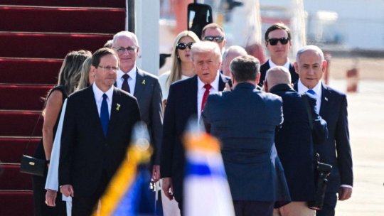 Înainte de a ajunge la summitul pentru pace din Egipt, Donald Trump face o escală în Israel
