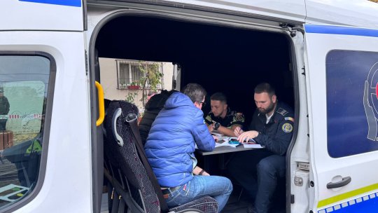 Explozie în Rahova: Punct mobil de eliberare a autorizaţiilor de reparaţie a autovehiculelor afectate, deschis de Brigada Rutieră