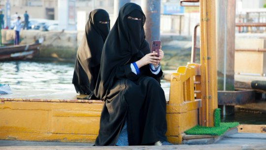 Danemarca vrea să interzică purtarea vălurilor islamice integrale în universtităţi
