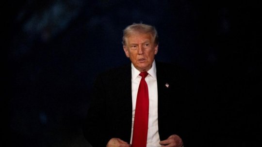 Donald Trump a avut o discuție telefonică „foarte productivă” cu Vladimir Putin înaintea întâlnirii cu Volodimir Zelenski