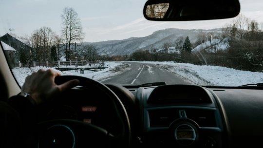 Recomandările DSU pentru siguranța românilor pe timp de iarnă: „Atenţie la vântul puternic”