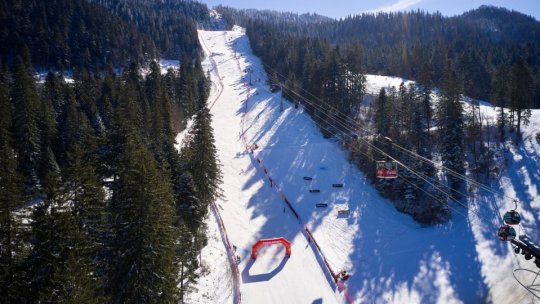 BRAȘOV: Restricții pentru schiori pe unele pârtii din Poiană, până vineri
