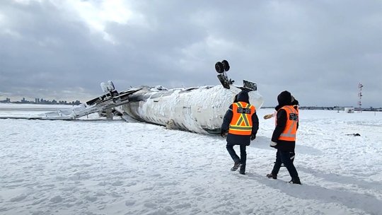 CANADA: Despăgubiri de 30.000 de dolari, „fără obligații”, pentru pasagerii accidentului aviatic de pe aeroportul din Toronto