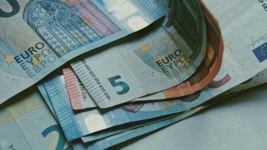 Aderarea Bulgariei la zona euro, sprijinită de BCE