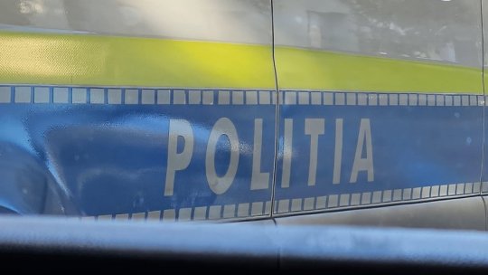 PRAHOVA: Accident la Bușteni. Un tren cu 400 de călători a acroșat un camion