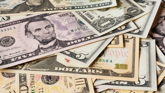 Fitch: Taxele vamale impuse de SUA au ajuns la cel mai ridicat nivel din 1910 până în prezent