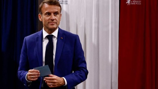 Nicușor Dan, felicitat de Emmanuel Macron într-o convorbire telefonică