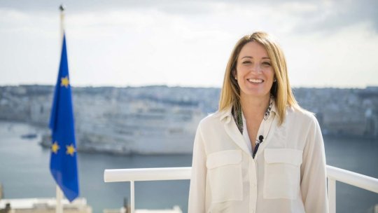 Roberta Metsola l-a felicitat pe Nicuşor Dan după victoria în alegerile prezidențiale