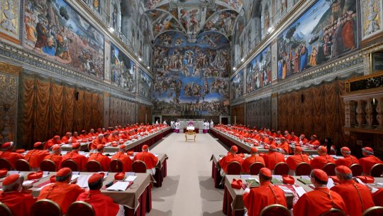 Conclavul de la Vatican, în cea de-a doua zi. Fum negru, din nou