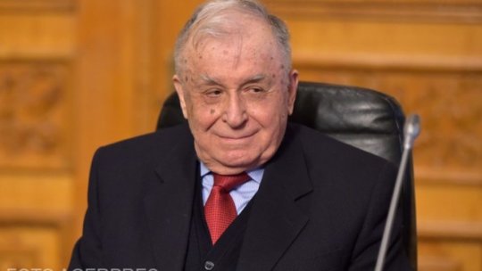 Ion Iliescu este în continuare la terapie intensivă, conștient și stabil cardiac