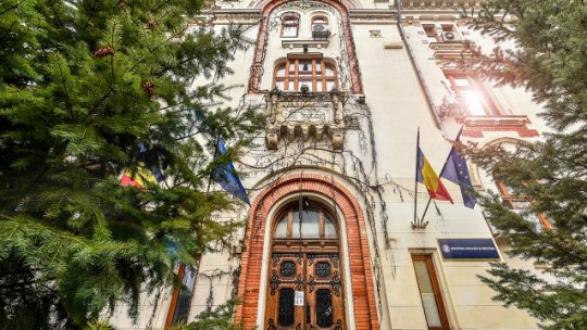 Protest în faţa Ministerului Educaţiei. Sindicaliștii din Învățământ: „Ne-am săturat să suferim noi pentru greşelile voastre”