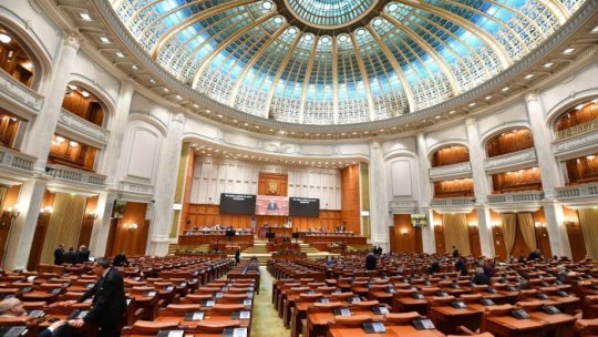 Cele 4 moțiuni de cenzură inițiate de AUR împotriva Guvernului Bolojan, respinse