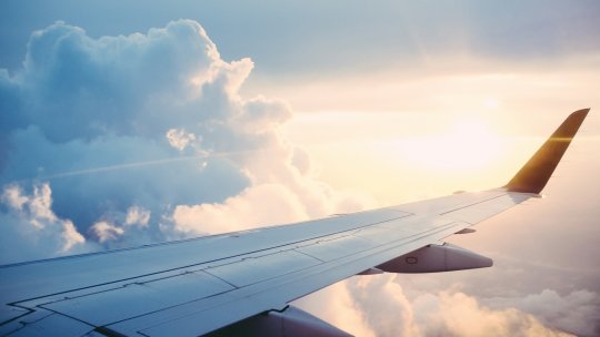Aeroportul din Viena și Aeroportul din Bratislava au fost închise, iar Aeroportul Vaclav Havel din Praga a limitat zborurile