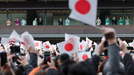 Japonia: Un tânăr s-a dezbrăcat complet în faţa împăratului și a familiei sale, în timpul salutului imperial de Anul Nou