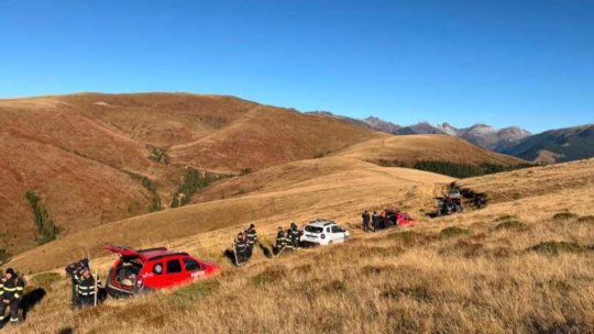 ARGEȘ: Pompierii intervin pentru stingerea unui incendiu de pădure pe muntele Drăghina, la Nucșoara