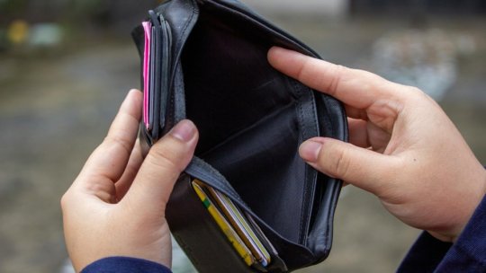 Indicele global al sărăciei a crescut pentru prima dată: 1,2 miliarde de oameni se confruntă cu dificultăţi