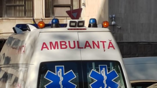 SIBIU: Două persoane, transportate la spital în urma unui accident pe DN 14