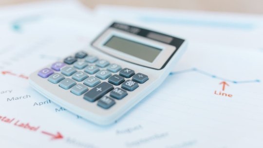 INS: Rata anuală a inflaţiei a crescut în septembrie la 6,61%