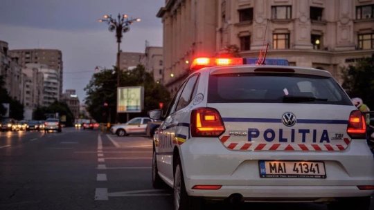 PRAHOVA: Bărbat băut și cu permisul suspendat, prins la volanul unui autoturism furat din Capitală