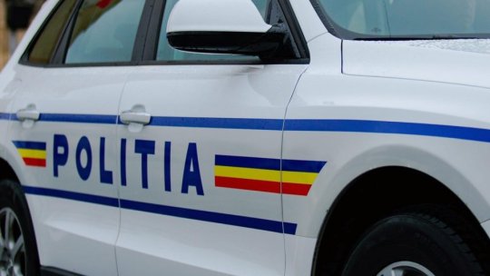 CONSTANȚA: Amendă de 10.000 de lei pentru un tânăr care s-a plimbat cu autoturismul pe o plajă din stațiunea Cap Aurora