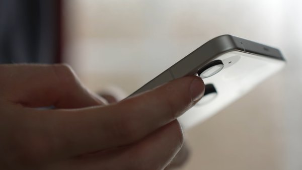 9 din 10 români folosesc instrumente de inteligență artificială