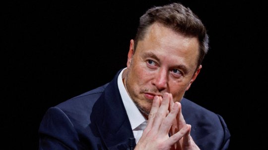 Miliardarul Elon Musk ia în calcul fuziunea dintre companiile SpaceX și Tesla