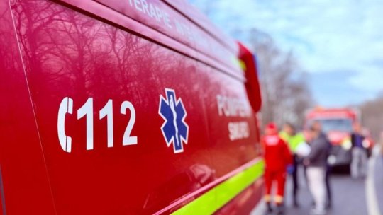 SIBIU: Incendiu în urma căruia 60 de persoane au fost evacuate preventiv din locuințe și dintr-o biserică