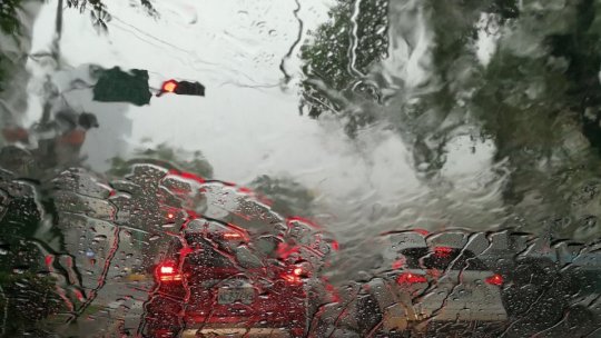 București: Vreme închisă, ploi și vânt, în următoarele două zile