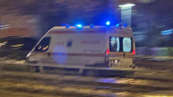 BOTOȘANI: Bărbat spitalizat după ce a fost împușcat în abdomen la o partidă de vânătoare