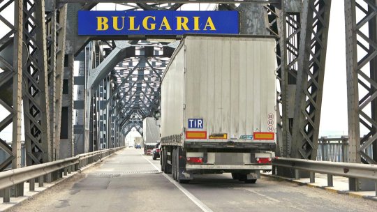Noi restricții de trafic, impuse de lucrări pe Podul Prieteniei Giurgiu–Ruse