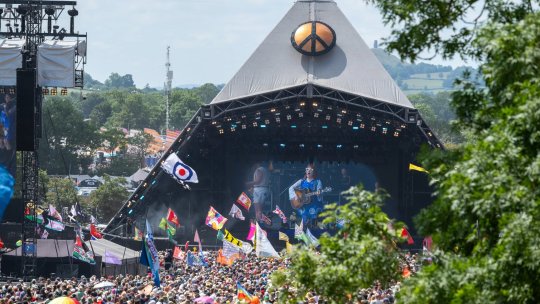 Biletele pentru Festivalul Glastonbury 2027 s-au epuizat în 42 de minute