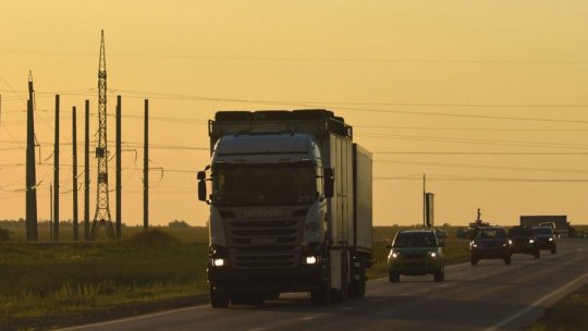 Amenzile TollRo ar putea declanșa proteste ale transportatorilor, avertisează UNTRR