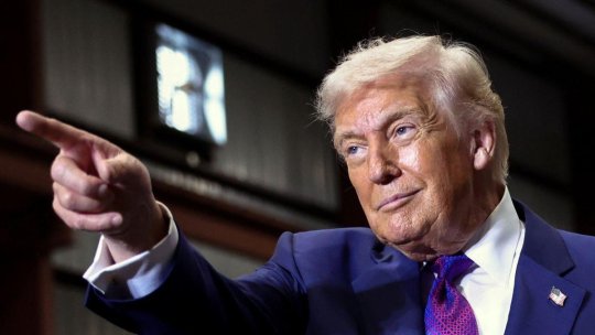Reuters: La reuniunea Consiliului pentru Pace, Trump a îmbinat diplomația cu lingușirea